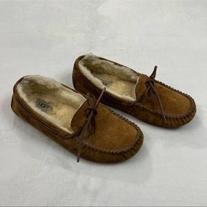 UGG Australia Dakota Moccasin Slippers Loafers Chestnut Slip On Shoes